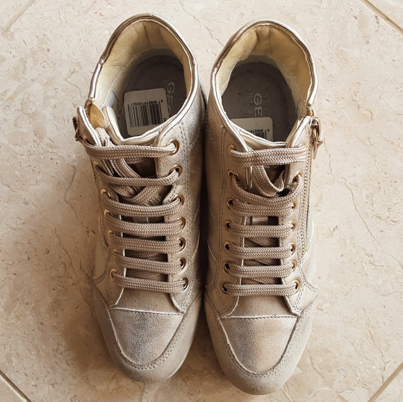GEOX RESPIRA BLOMIEE BEIGE / GOLD ZIPPERED HI TOP SNEAKERS US 5 - Picture 11 of 16